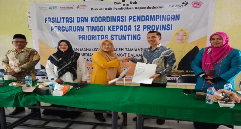 BKKBN: Mahasiswa STAI-AT memberikan Edukasi Pola Hidup Sehat di desa Aceh Tamiang